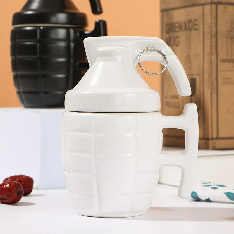 Creative Grenade Mug Funny Coffee Cup Shaped Ceramic Cup with Lid Modeling Cup Living Room Home Decoration 350ml Water Cup